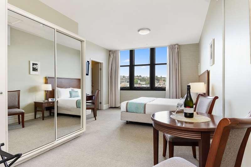 Launceston Central Apartment Hotel Official Номер фото