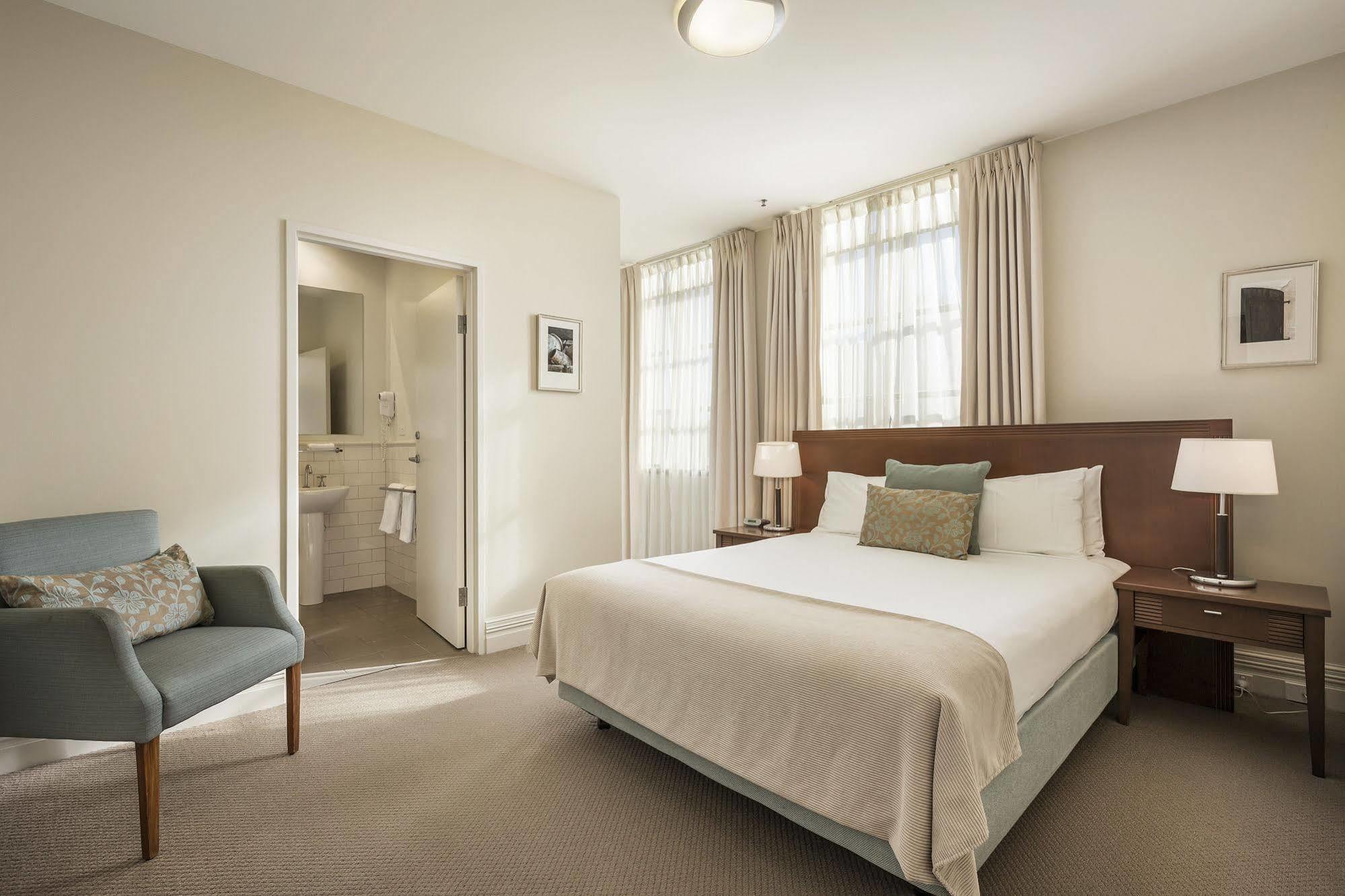 Launceston Central Apartment Hotel Official Экстерьер фото