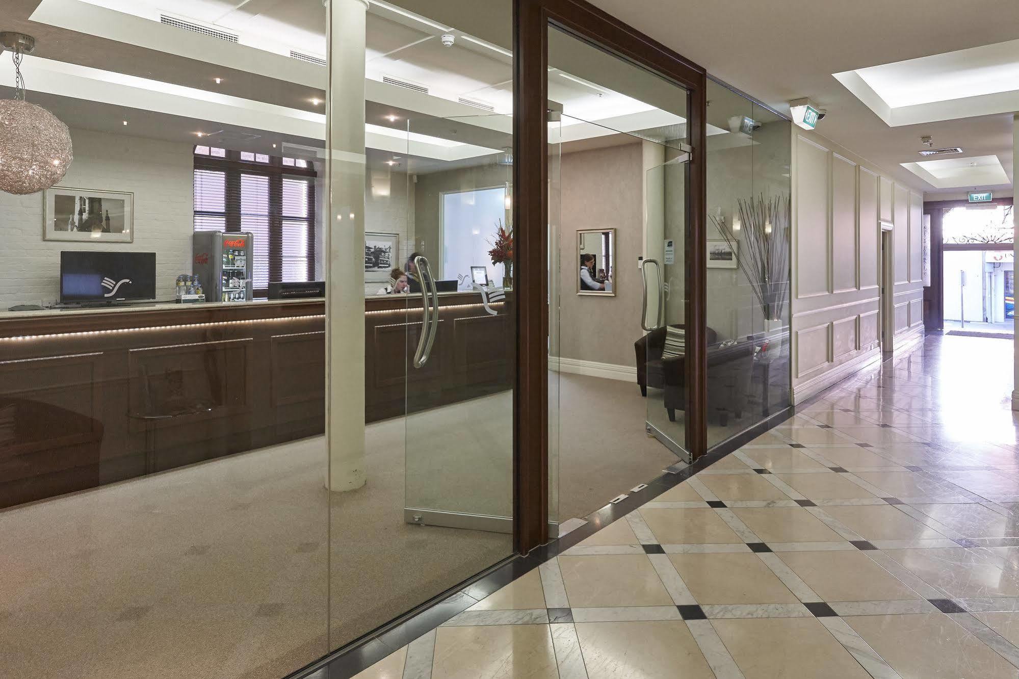 Launceston Central Apartment Hotel Official Экстерьер фото