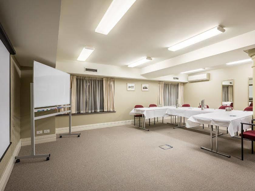 Launceston Central Apartment Hotel Official Экстерьер фото