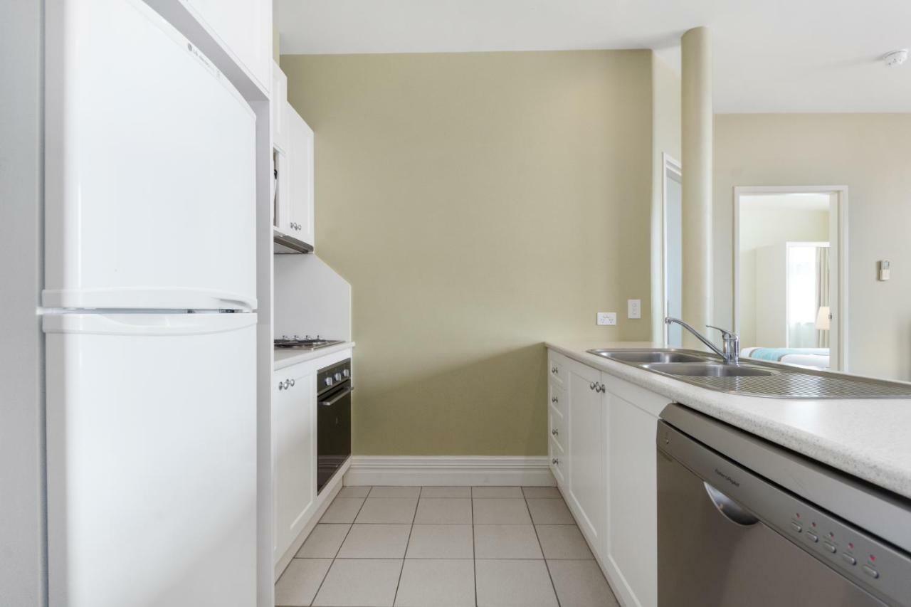 Launceston Central Apartment Hotel Official Экстерьер фото